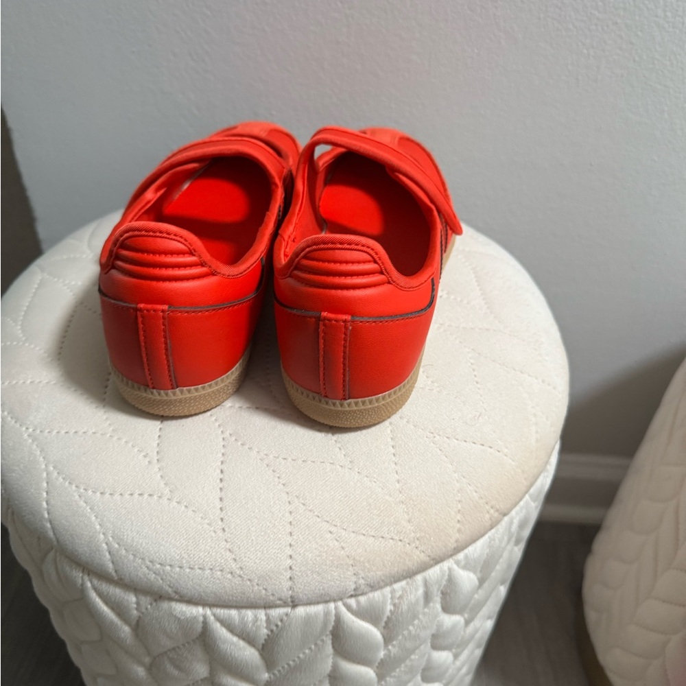 Adidas SAMBA Red Leather & Suede Velcro Trainer - Picture 3 of 5
